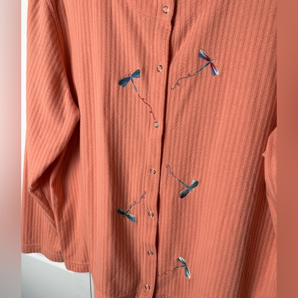 Christopher & Banks embroidered Dragon Fly top - Picture 2 of 6